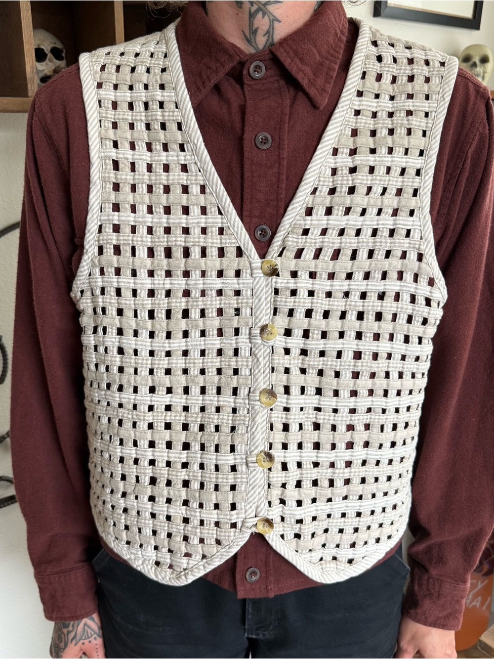 Vintage 90s Y2K Open Lattice Cream Vest ~ Size Large